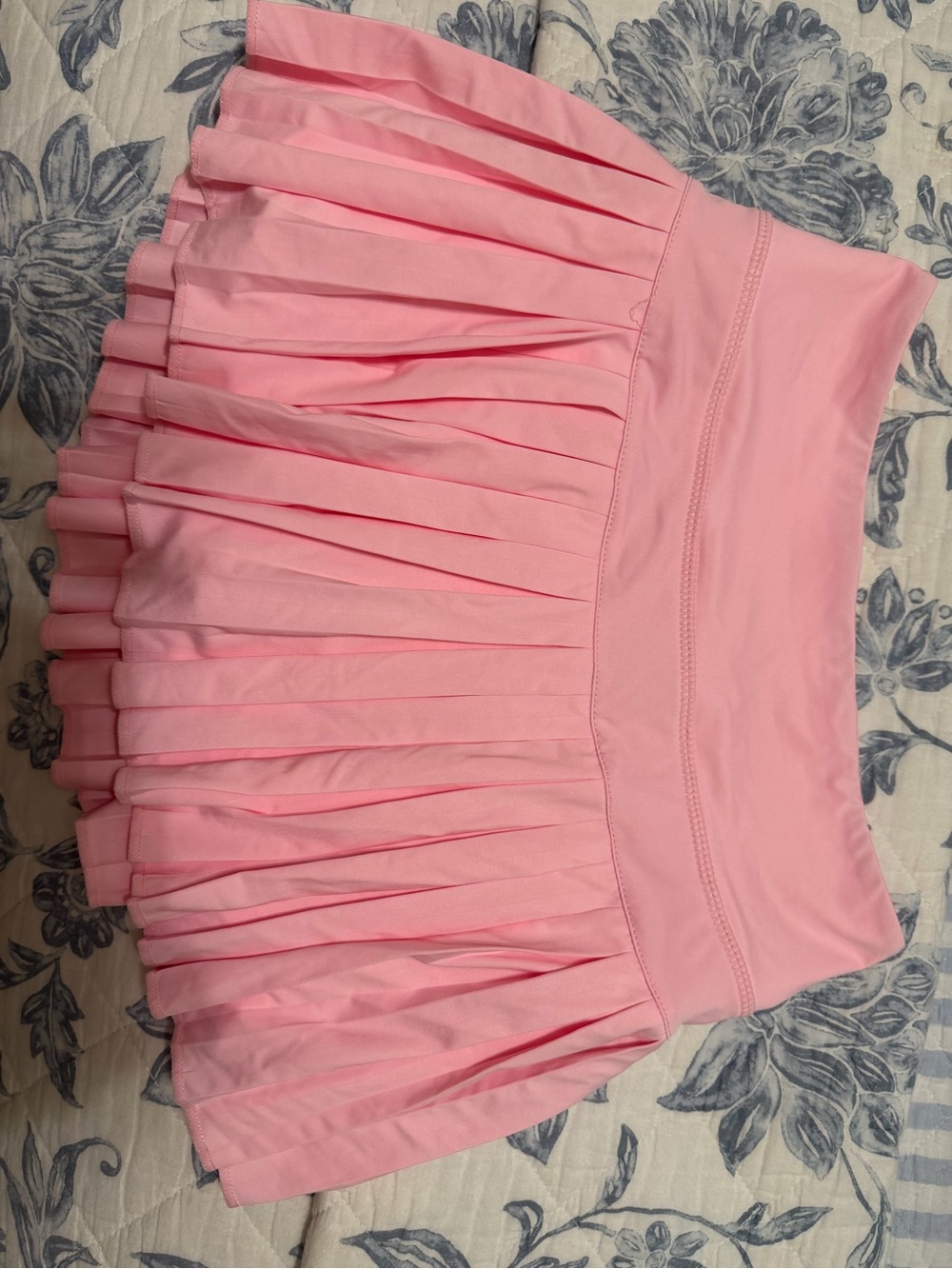 Gold hinge skirt size S